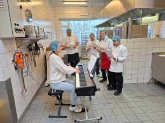 Ook onze keuken repeteert mee